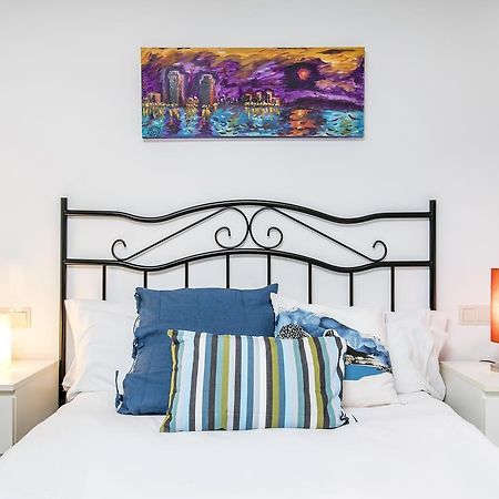 Apartamento Baba L'Hospitalet de Llobregat Kültér fotó