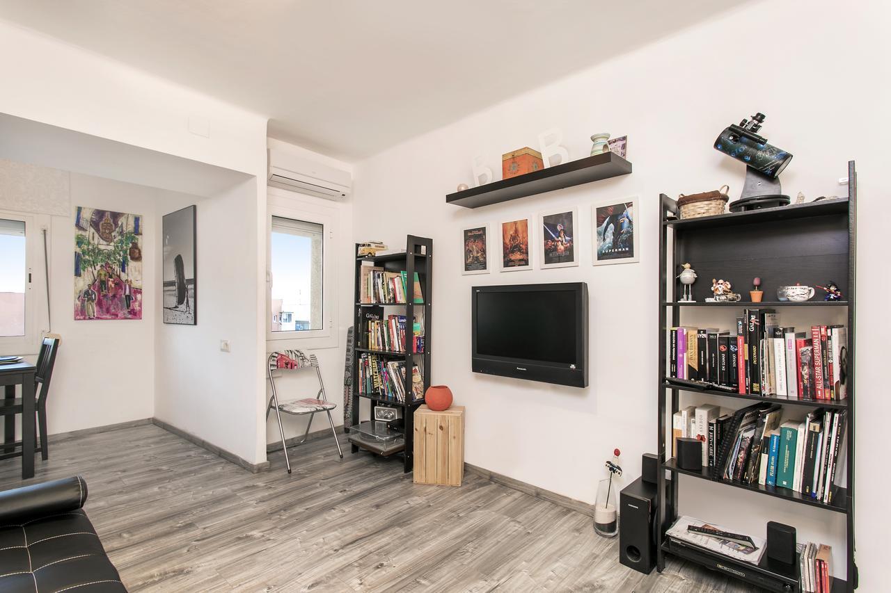Apartamento Baba L'Hospitalet de Llobregat Kültér fotó