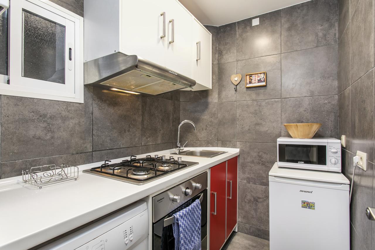 Apartamento Baba L'Hospitalet de Llobregat Kültér fotó
